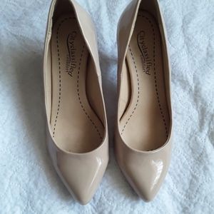 4/$20 City classified comfort nude beige heels